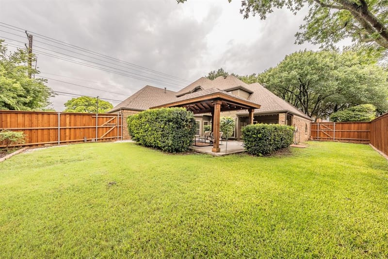 2002 Diamond Oaks Drive, Garland TX 75044 - Photo 39