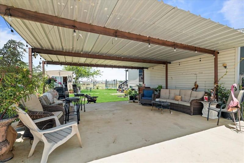 5909 Black Springs Lane, Joshua TX 76058 - Photo 8