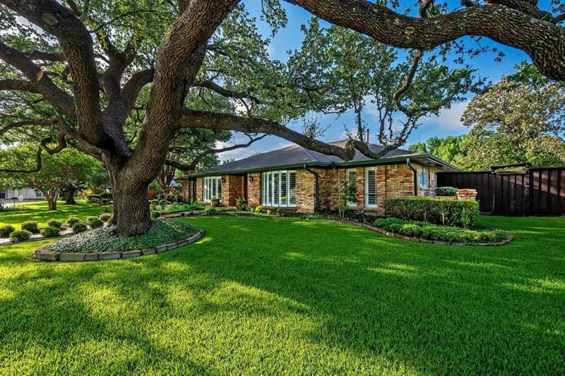 7240 Hunters Ridge, Dallas TX 75248 - Photo 3