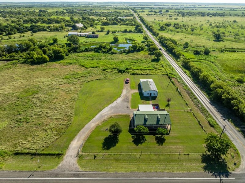 6338 Fm 933, Blum TX 76627 - Photo 32