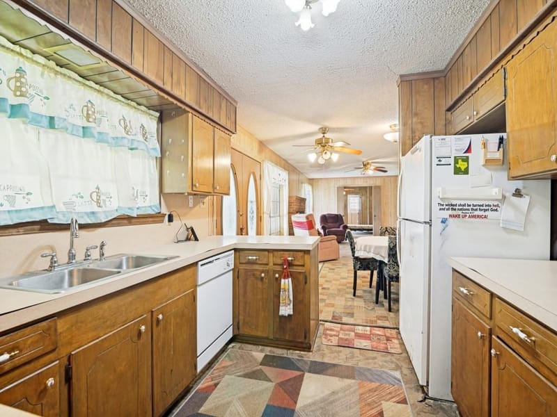 1081 Wright Street, Terrell TX 75160 - Photo 12