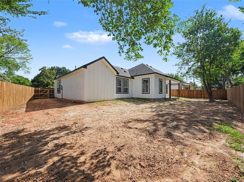 113 Dennis Drive, Azle TX 76020 - Photo 26