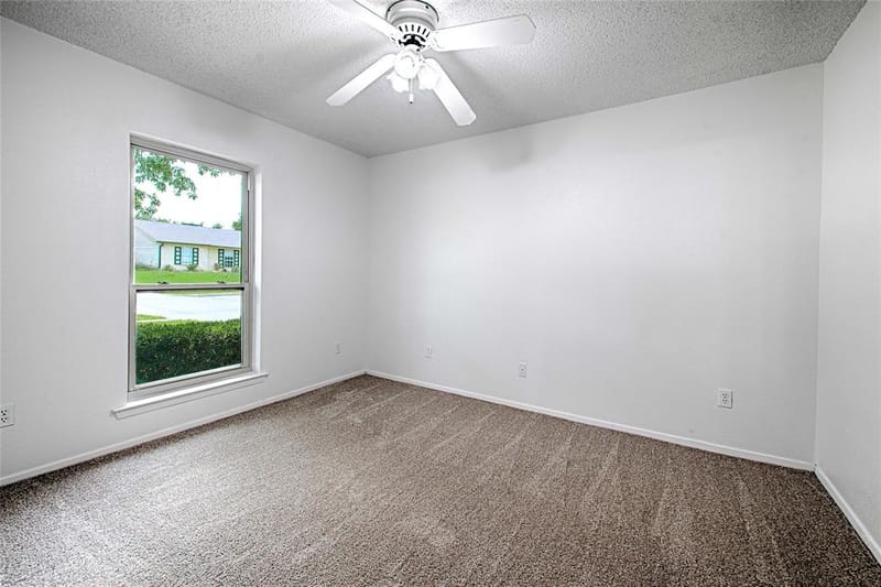 2511 Via Avenida, Carrollton TX 75006 - Photo 17