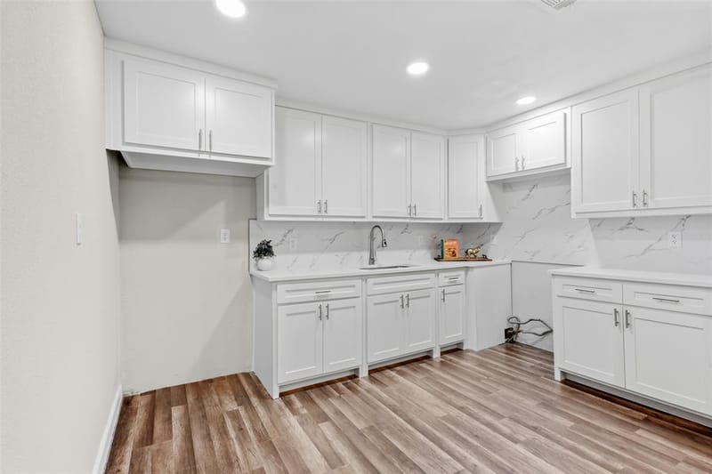 305 Hensley Drive, Grand Prairie TX 75050 - Photo 13