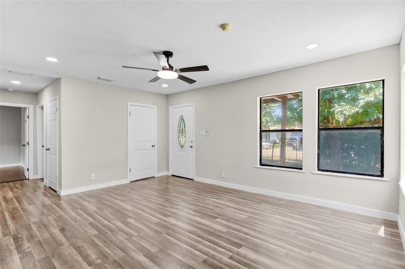 305 Hensley Drive, Grand Prairie TX 75050 - Photo 10