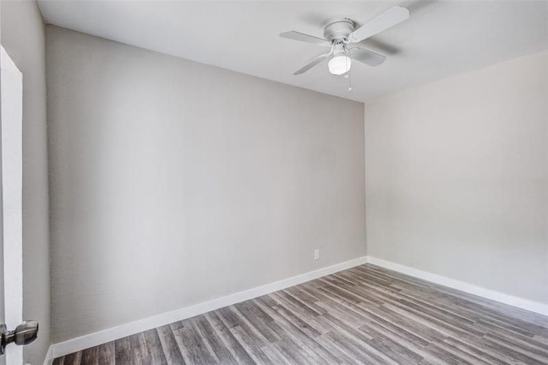 305 Hensley Drive, Grand Prairie TX 75050 - Photo 11
