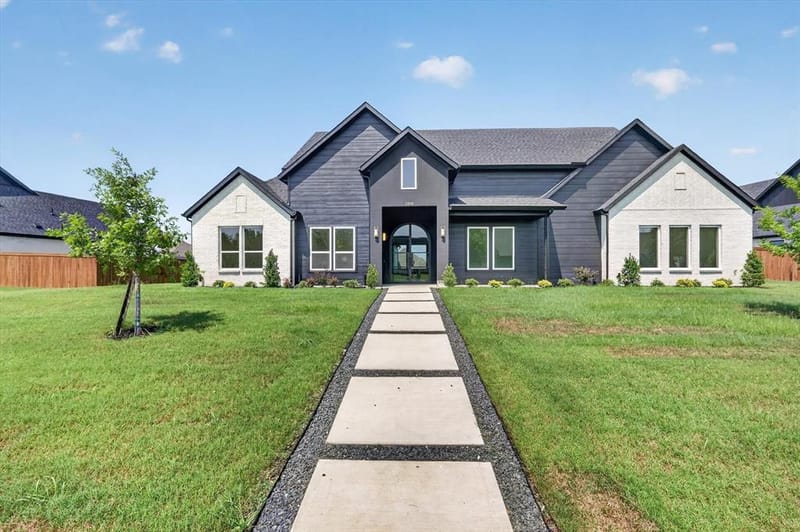 1008 Devonshire Drive N, Forney TX 75126