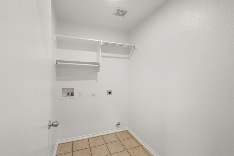 1306 Beacon Hill Drive, Midlothian TX 76065 - Photo 13
