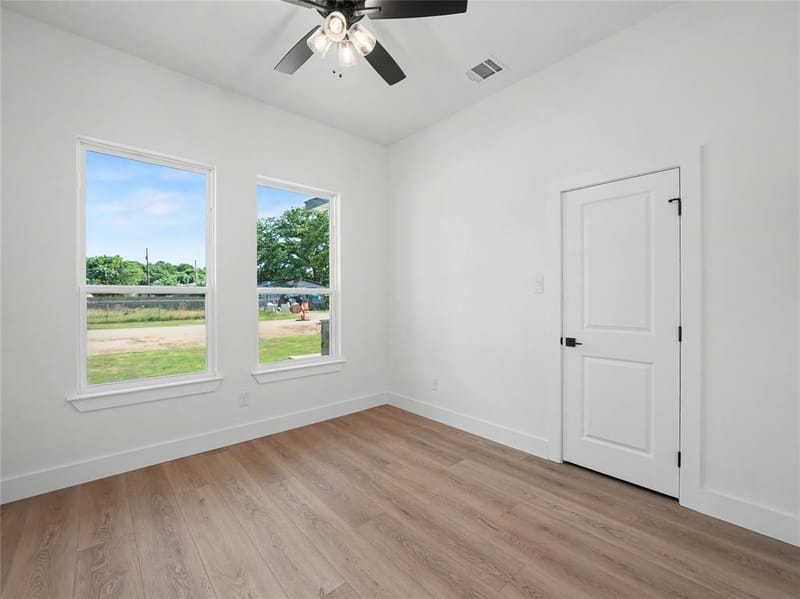 115 Dennis Drive, Azle TX 76020 - Photo 23