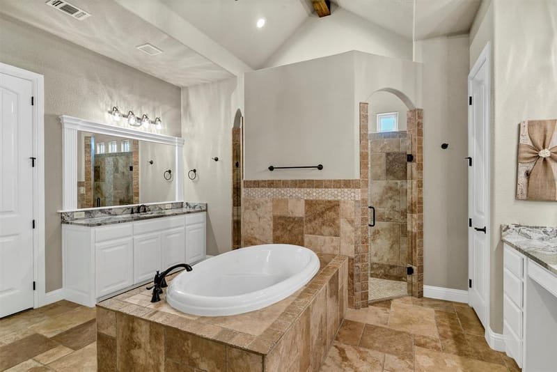701 Milton Court, Granbury TX 76048 - Photo 18