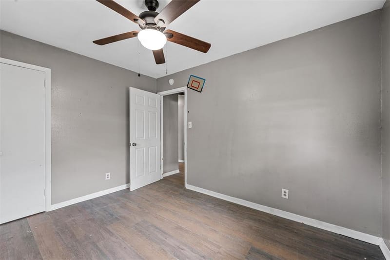 733 W 5th Street, McGregor TX 76657 - Photo 13