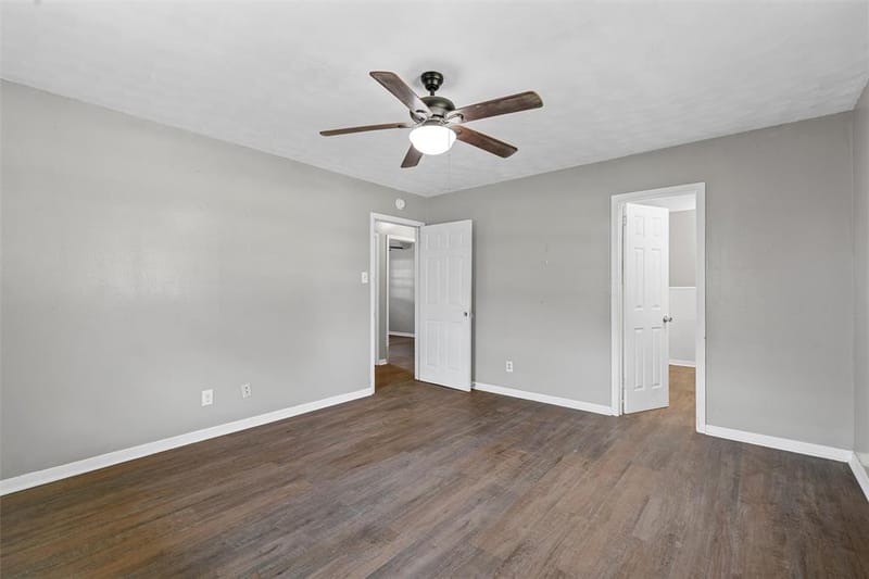 733 W 5th Street, McGregor TX 76657 - Photo 9