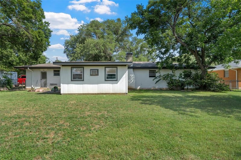 733 W 5th Street, McGregor TX 76657 - Photo 24