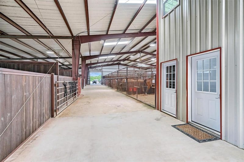 20910 US Highway 377, Whitesboro TX 76273 - Photo 28