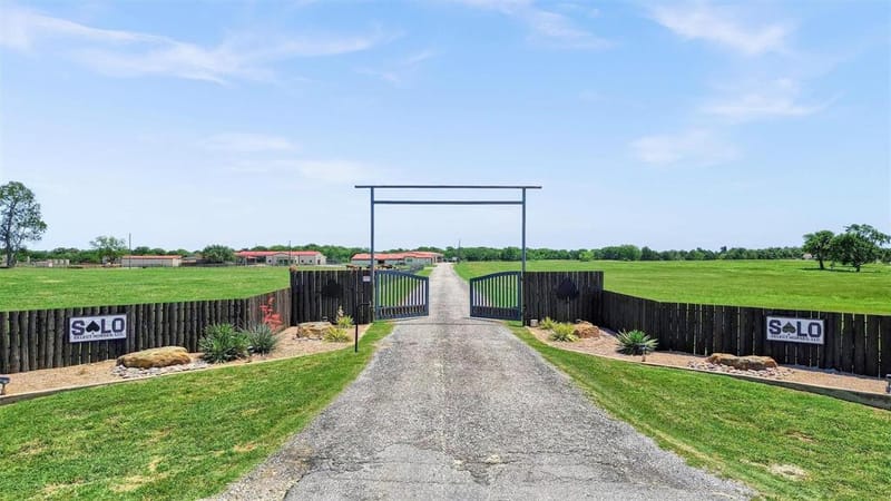 20910 US Highway 377, Whitesboro TX 76273 - Photo 5