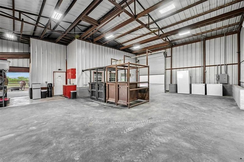 20910 US Highway 377, Whitesboro TX 76273 - Photo 18