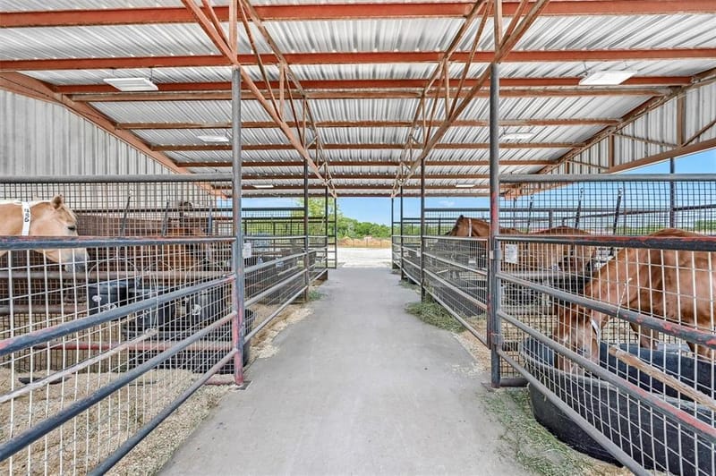 20910 US Highway 377, Whitesboro TX 76273 - Photo 19