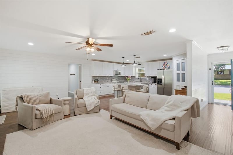 616 S Bowie Street, De Leon TX 76444 - Photo 3