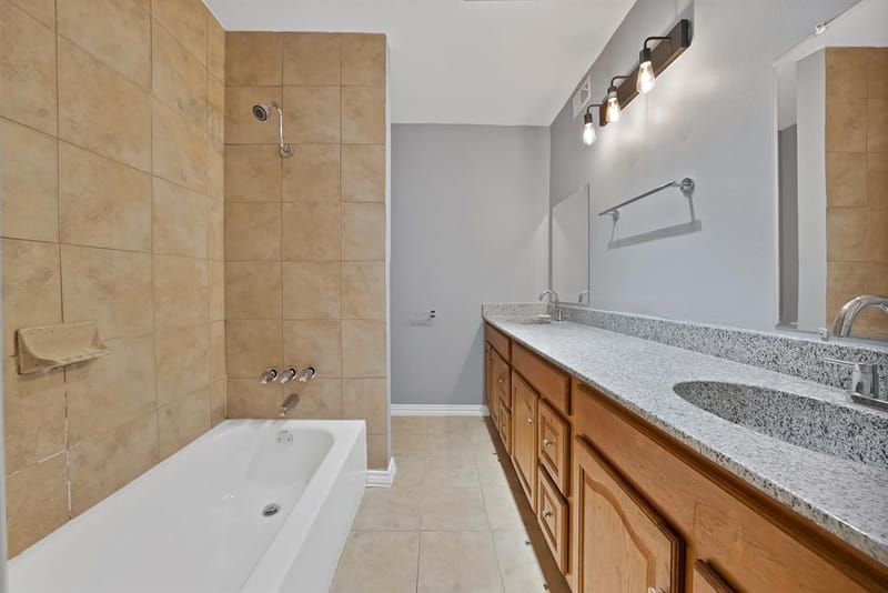 5750 Phoenix Drive # 33, Dallas TX 75231 - Photo 17