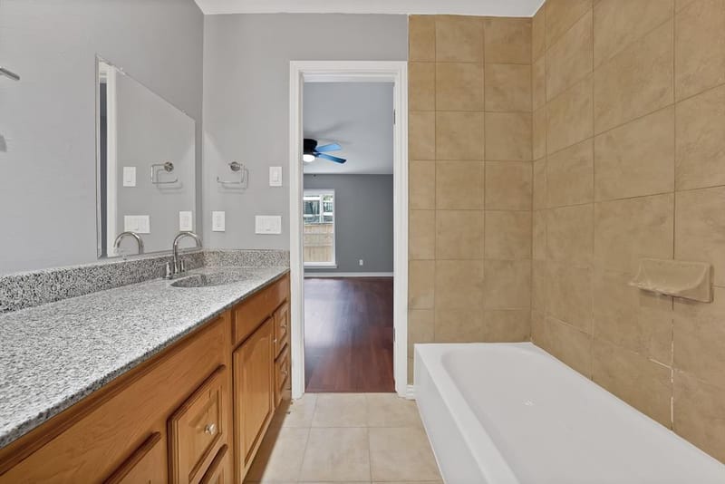 5750 Phoenix Drive # 33, Dallas TX 75231 - Photo 18