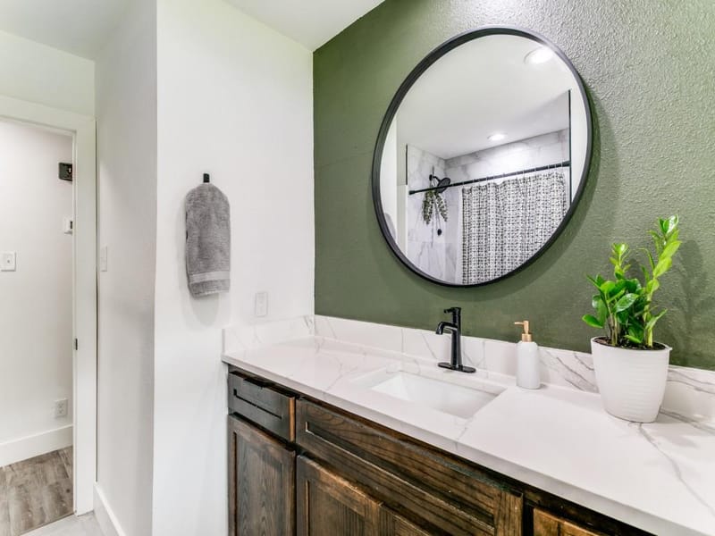 708 Oakwood Drive, Euless TX 76040 - Photo 20