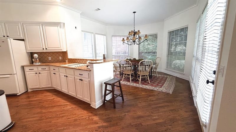 837 Glen Garry Drive, Flower Mound TX 75022 - Photo 5