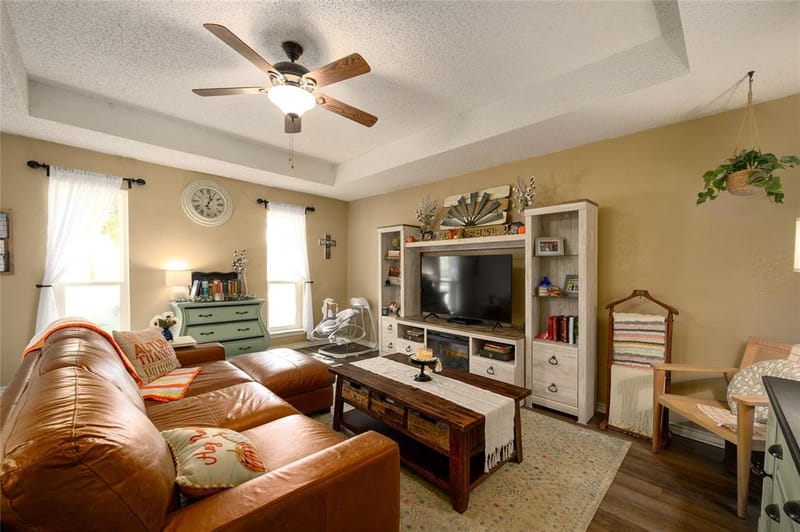 410 E Hazelwood Street, Princeton TX 75407 - Photo 6