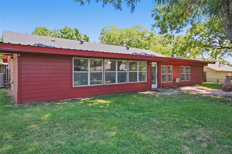 808 Hilltop Drive, Weatherford TX 76086 - Photo 24
