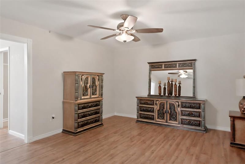 808 Hilltop Drive, Weatherford TX 76086 - Photo 11