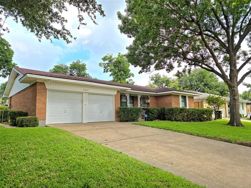 2522 Robin Lane, Garland TX 75041 - Photo 2