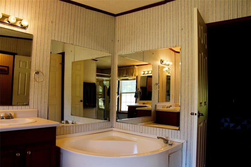 1199 County Road 1245, Savoy TX 75479 - Photo 13