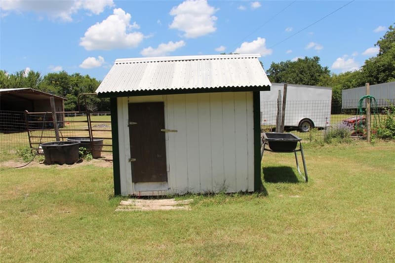 1199 County Road 1245, Savoy TX 75479 - Photo 22