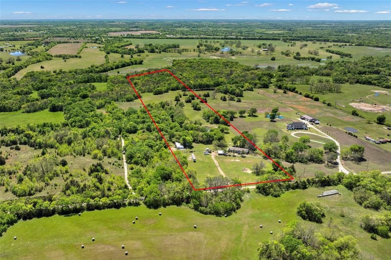 1199 County Road 1245, Savoy TX 75479 - Photo 32