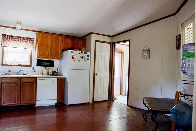 1199 County Road 1245, Savoy TX 75479 - Photo 9