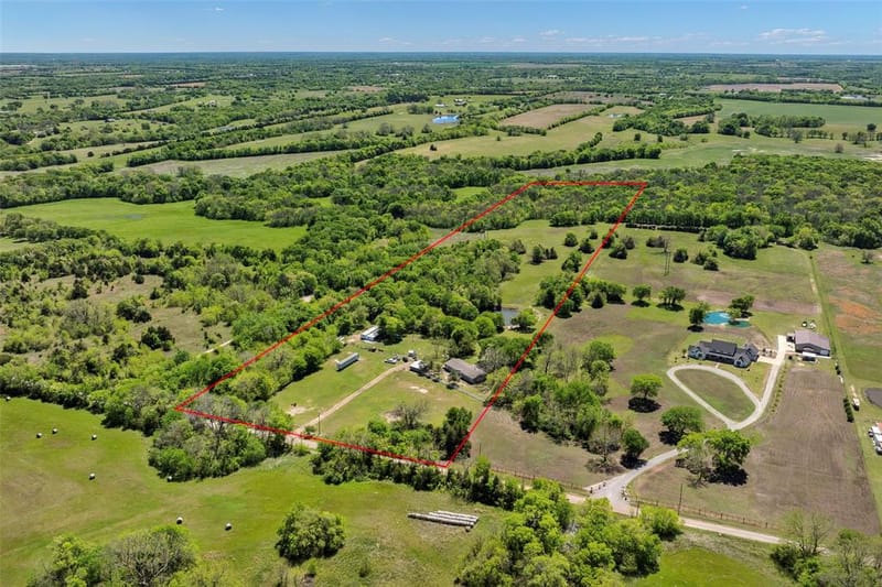 1199 County Road 1245, Savoy TX 75479 - Photo 33