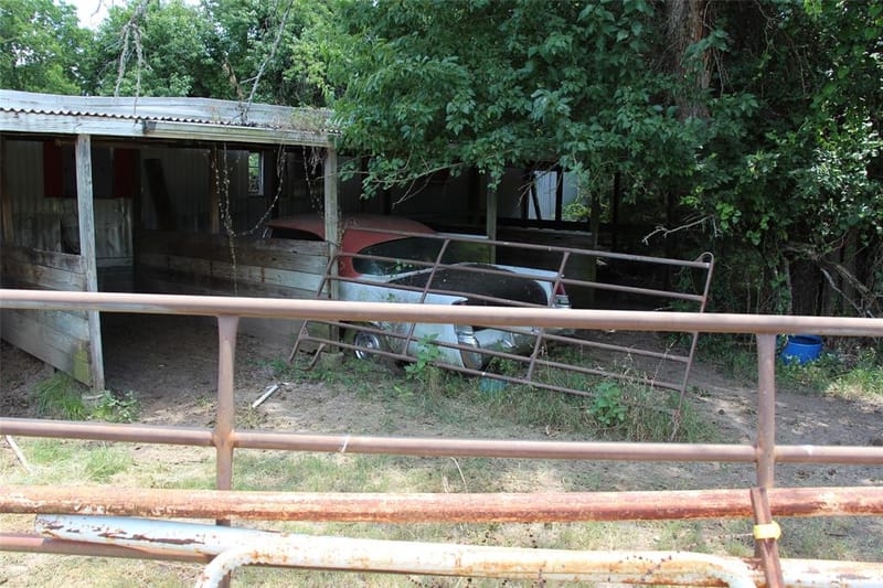 1199 County Road 1245, Savoy TX 75479 - Photo 18