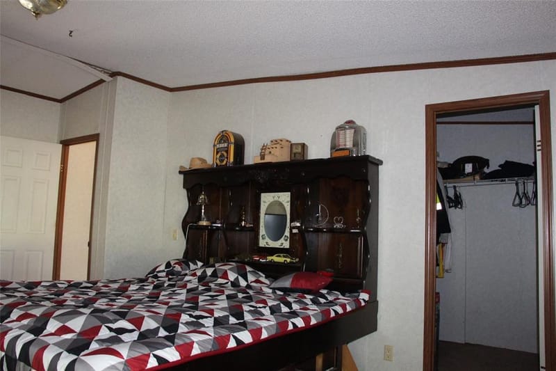 1199 County Road 1245, Savoy TX 75479 - Photo 11