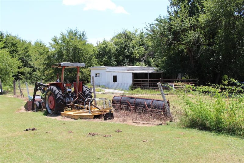1199 County Road 1245, Savoy TX 75479 - Photo 19