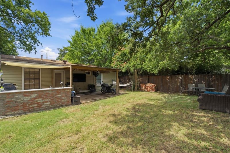 601 Park Lane, Denton TX 76205 - Photo 24