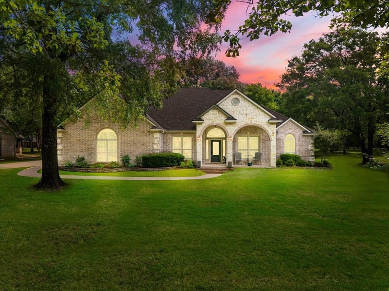 141 Private Road 5944, Yantis TX 75497