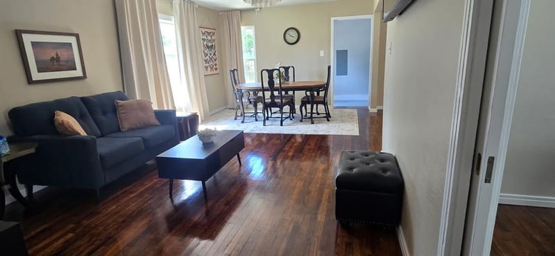 215 S 4th Street, Jacksboro TX 76458 - Photo 27