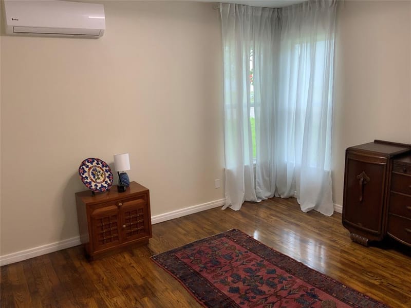 215 S 4th Street, Jacksboro TX 76458 - Photo 24