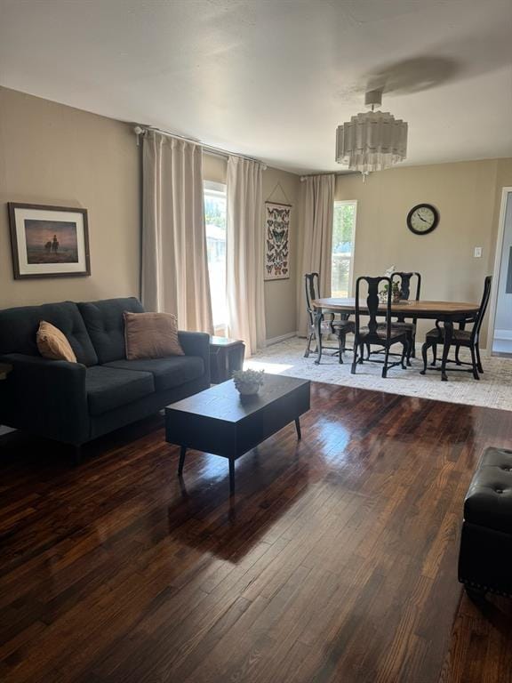 215 S 4th Street, Jacksboro TX 76458 - Photo 8