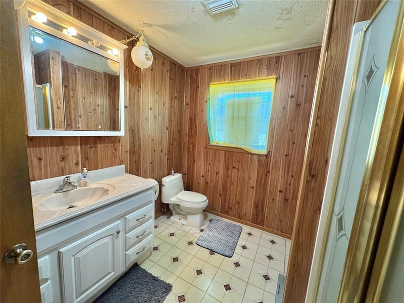450 Woodbine Estates Road, Gainesville TX 76240 - Photo 15