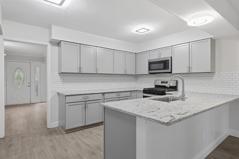 6908 Heatherknoll Drive, Dallas TX 75248 - Photo 15