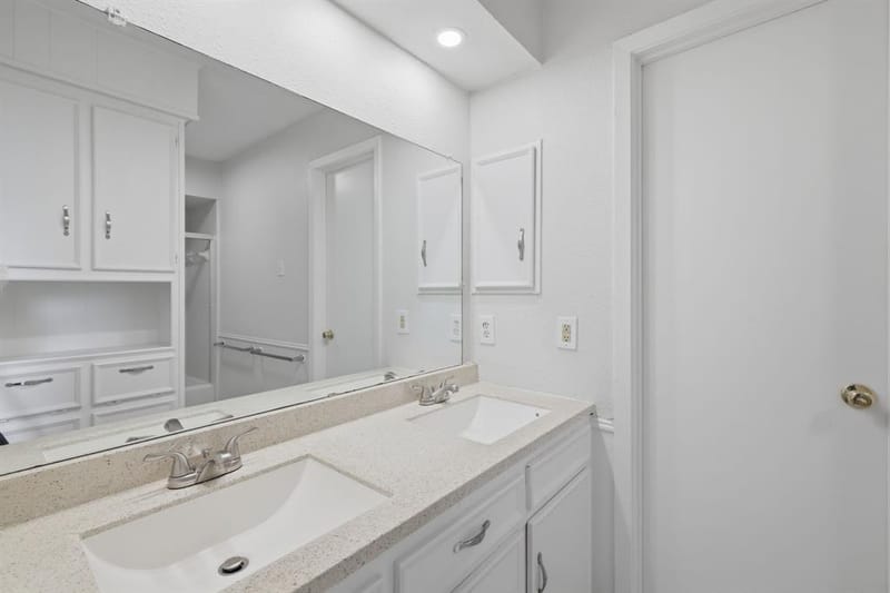 6908 Heatherknoll Drive, Dallas TX 75248 - Photo 25
