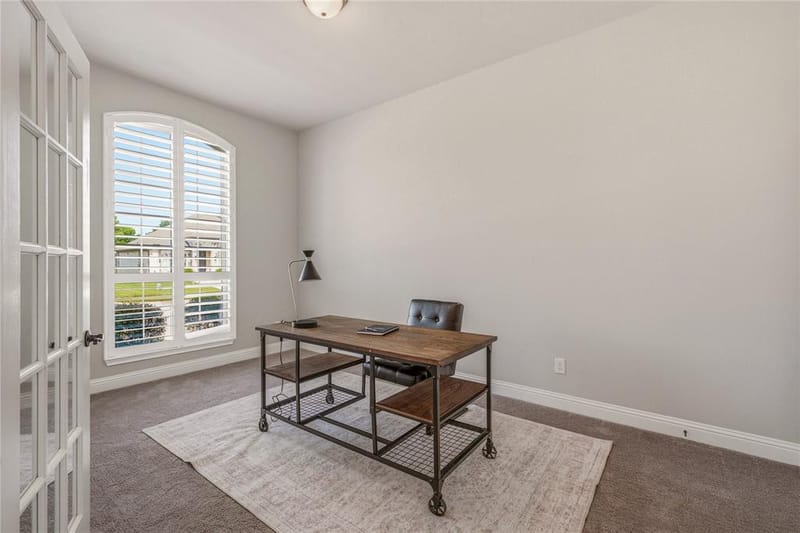 1086 Mickelson Drive, Granbury TX 76048 - Photo 5