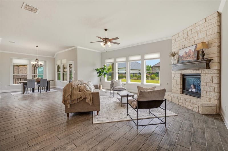 1086 Mickelson Drive, Granbury TX 76048 - Photo 10