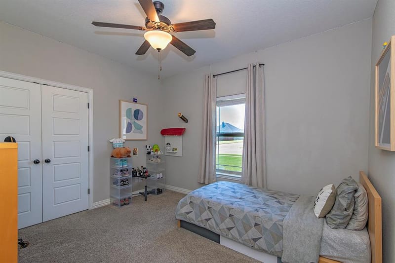 815 Chestnut Grove Drive, Cleburne TX 76033 - Photo 12