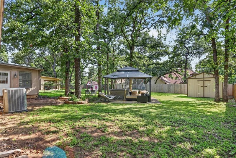 728 Lake Crest Parkway, Azle TX 76020 - Photo 29